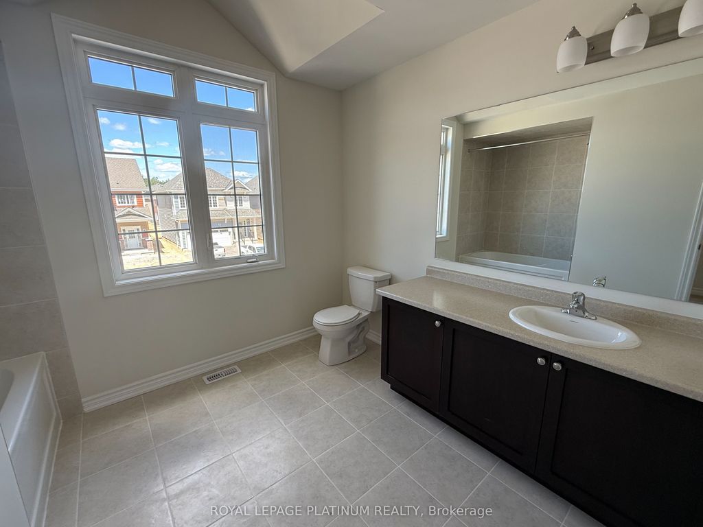 Photo of 155 McEachern Lane, Gravenhurst, ON P1P 0H8 (MLS # X12564024)