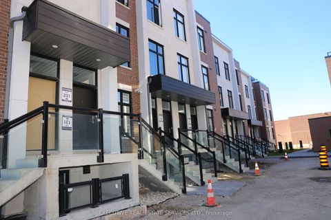 9580 Islington Avenue N U-231 Vaughan ON L4H 5E8