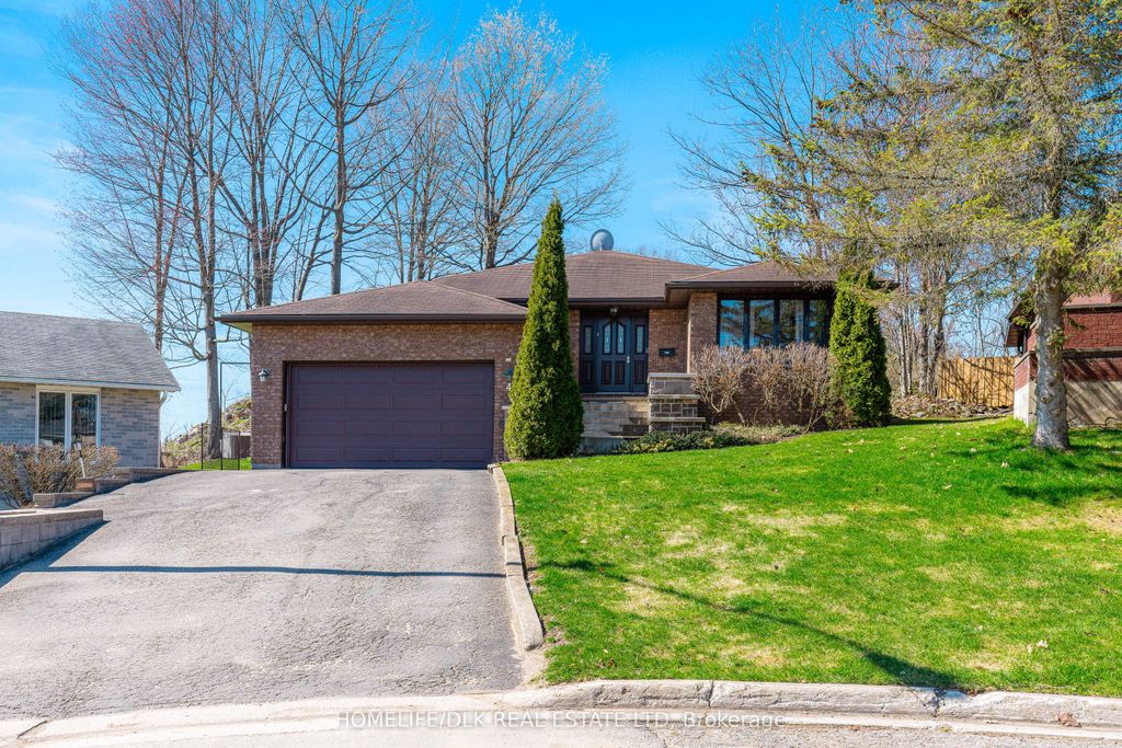 Photo of 4 Malloch Court, Brockville, ON K6V 7A2 (MLS # X13045154)