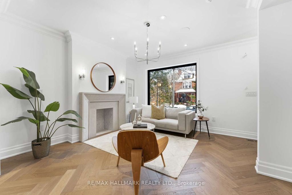 Photo of 90 Garden Avenue, Toronto, ON M6R 1H7 (MLS # W12829326)