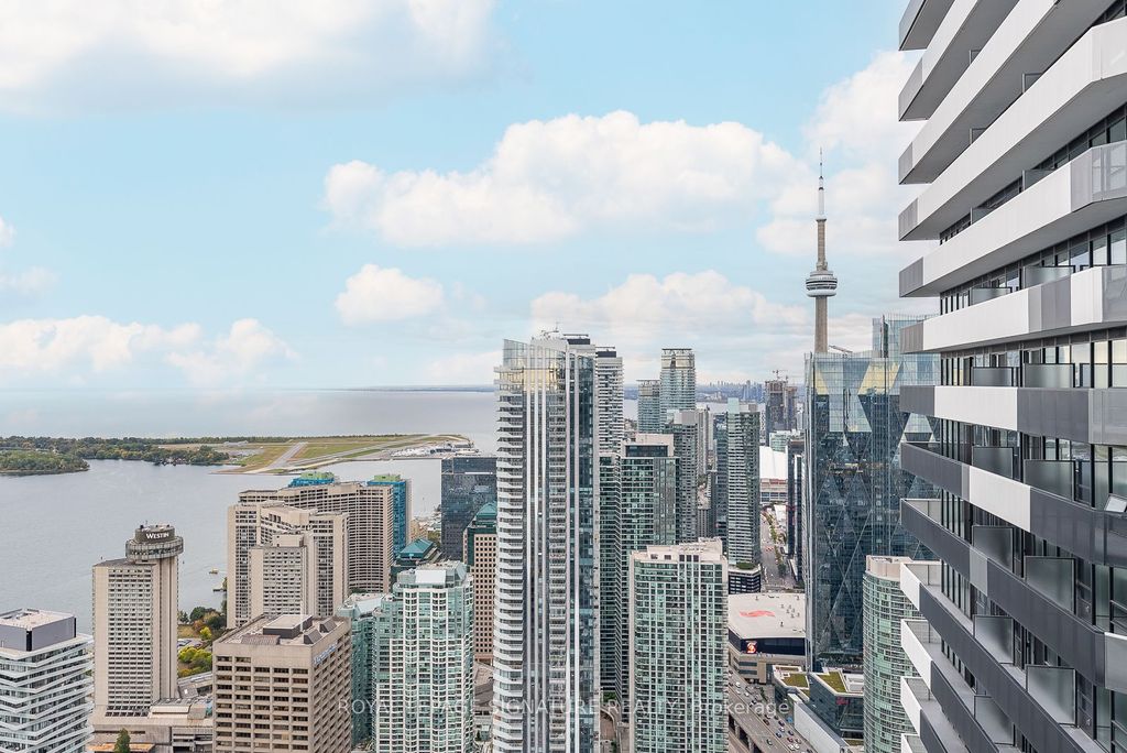 Photo of 138 Downes Street #7312, Toronto, ON M5E 0E4 (MLS # C12392416)
