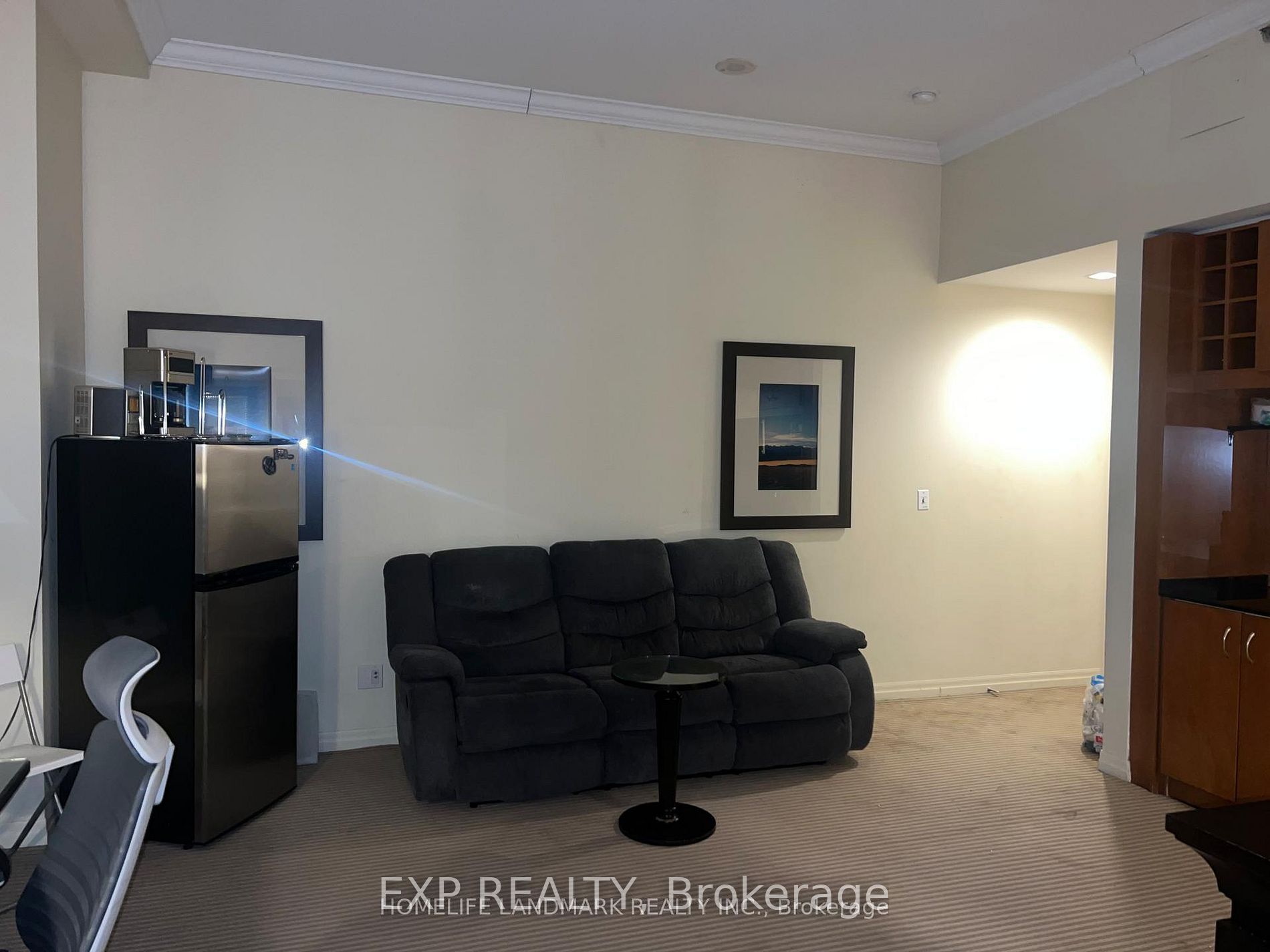 1 King Street W 507