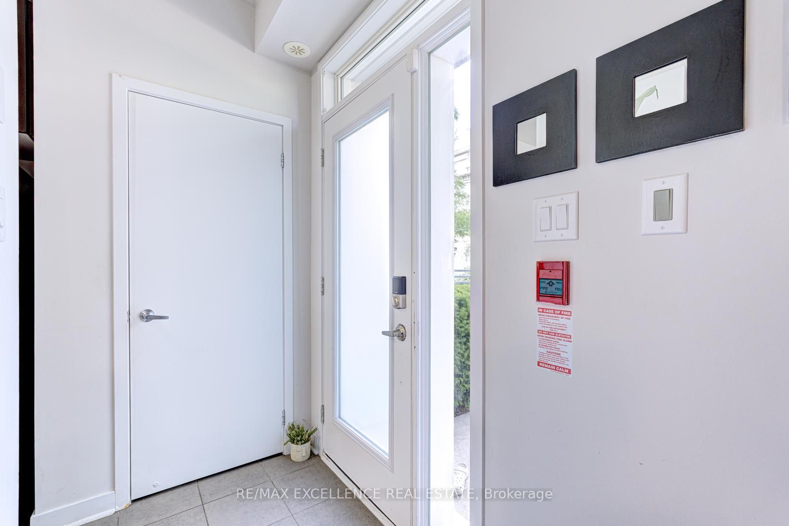370 Square One Drive 7