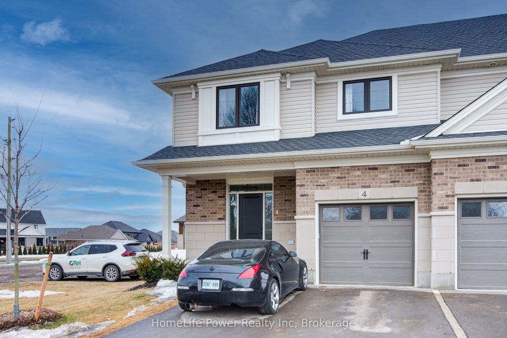 Photo of 4 Braun Avenue, Tillsonburg, ON N4G 0K5 (MLS # X13461648)