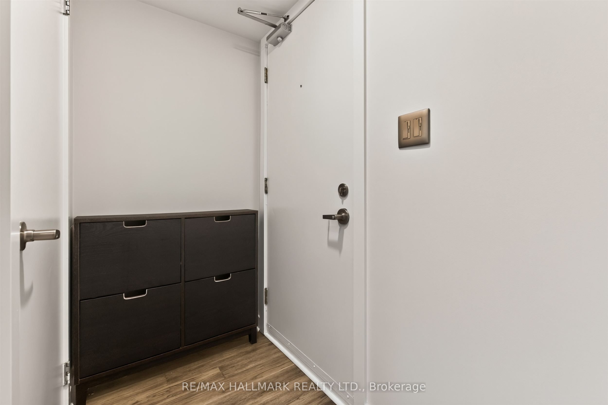 21 Earl Street 103