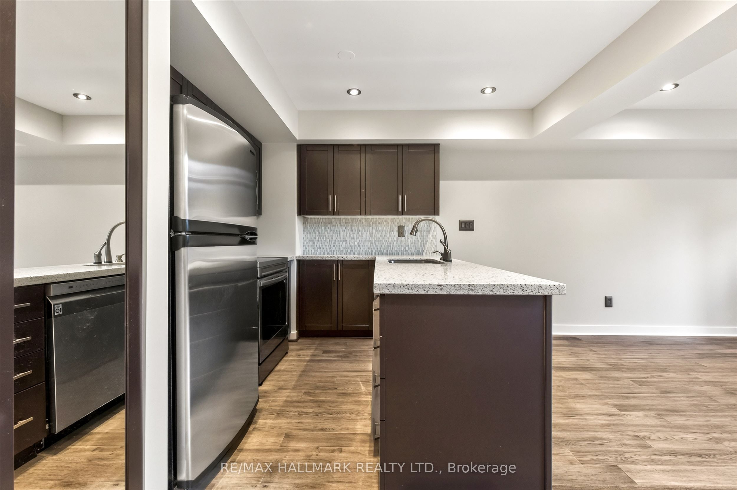 21 Earl Street 103