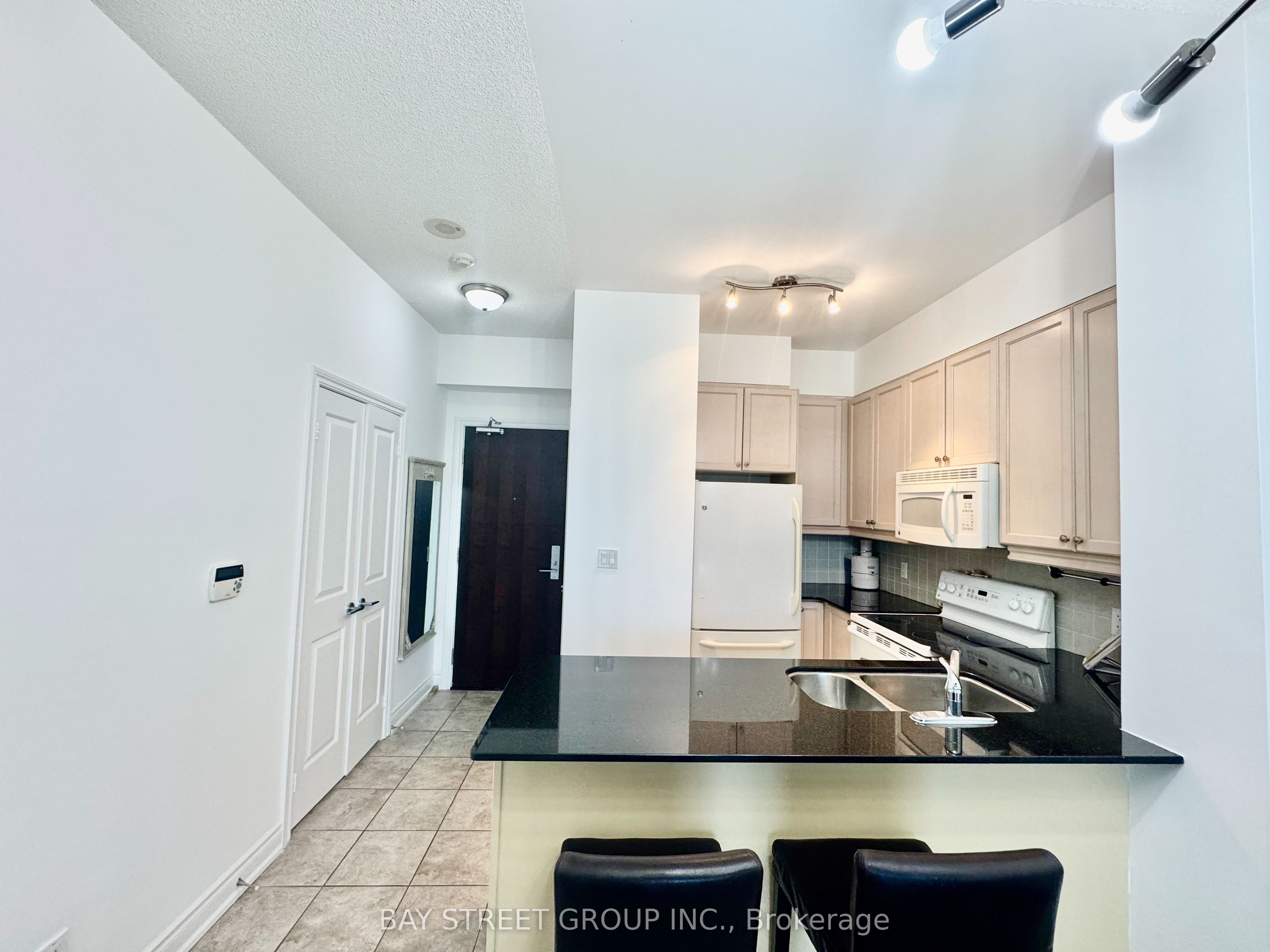 25 Earlington Avenue 507