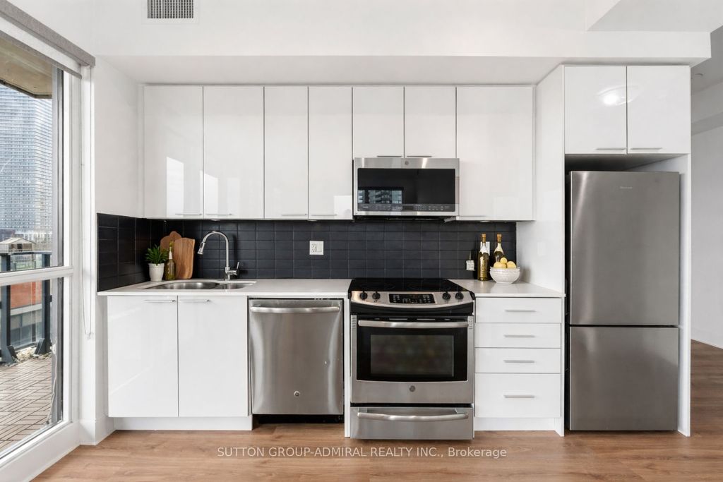 Photo of 10 Park Lawn Road #625, Toronto, ON M8V 0H9 (MLS # W13006296)