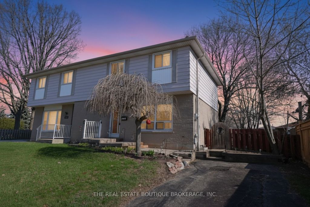 Photo of 1345 Colonsay Drive, Burlington, ON L7P 2T6 (MLS # W12979206)