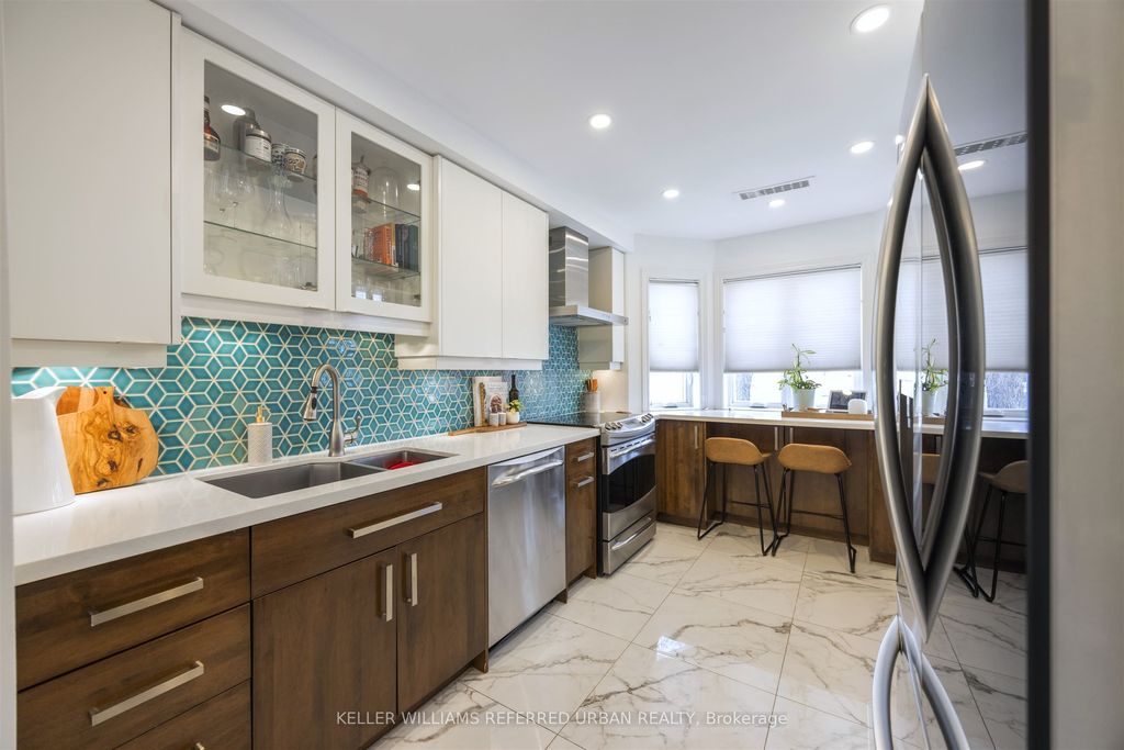 Photo of 921 Adelaide Street W #D, Toronto, ON M6J 3T2 (MLS # C12841586)