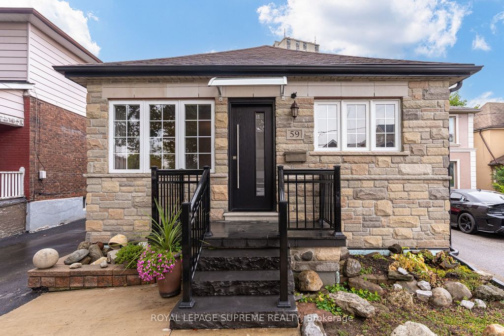 Photo of 59 Buttonwood Avenue, Toronto, ON M6M 2H9 (MLS # W12423371)
