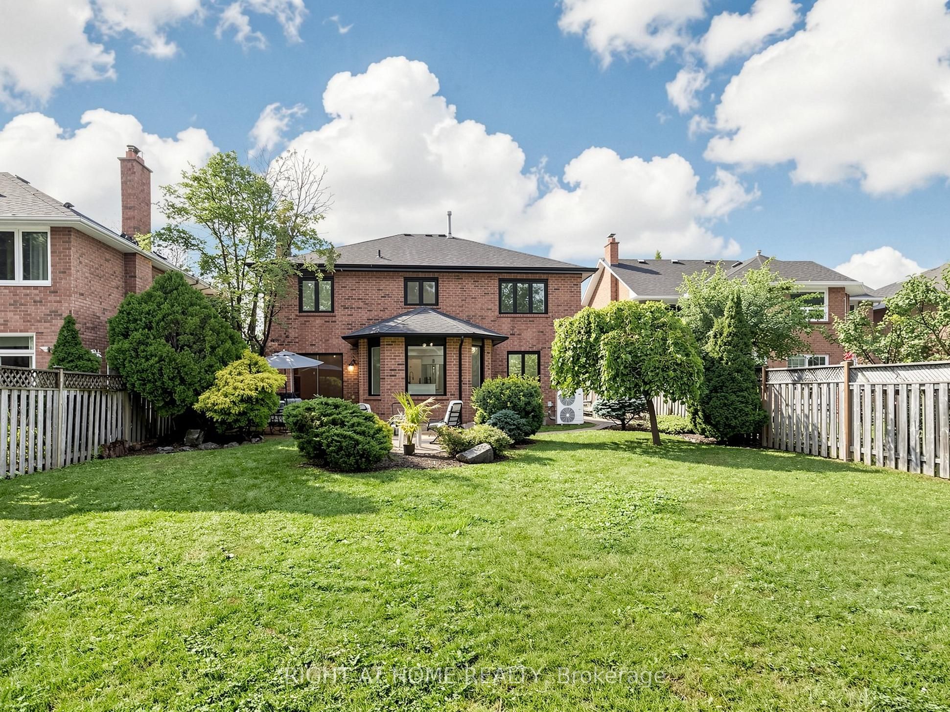 2920 Kingsway Drive