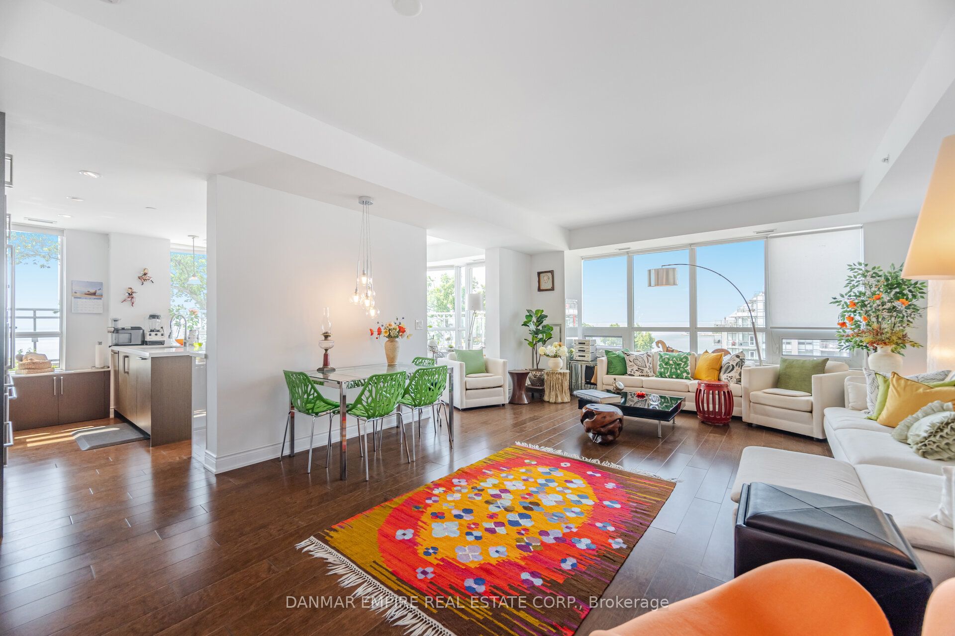 3500 Lakeshore Road 604