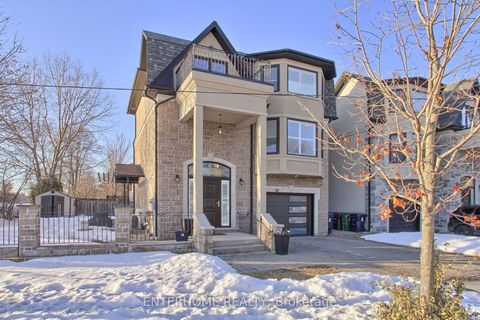 58 Firwood Crescent Toronto ON M9B 5J2