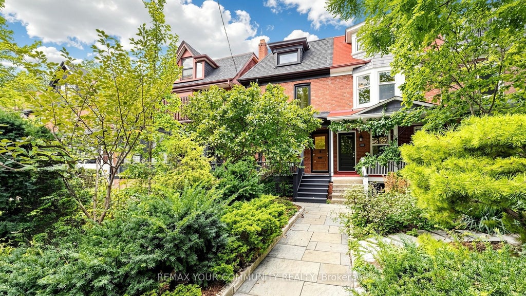 Photo of 104 Wells Street, Toronto, ON M5R 1P3 (MLS # C13793592)