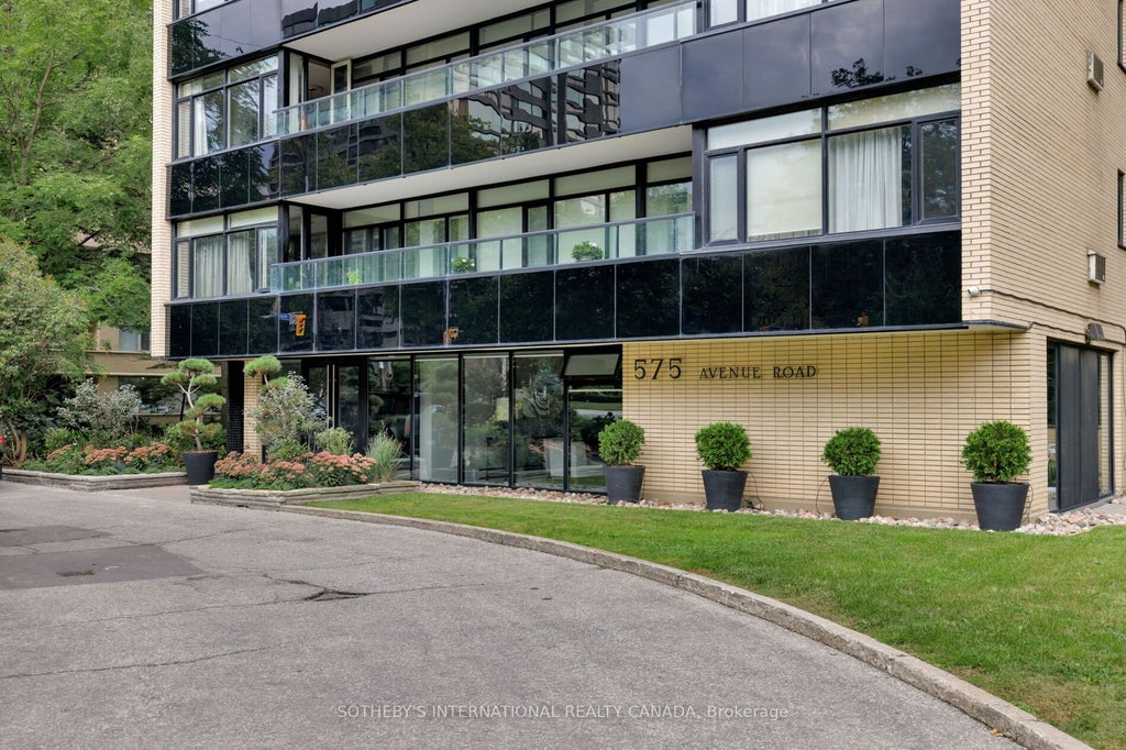 Photo of 575 Avenue Road #1001, Toronto, ON M4Y 2K2 (MLS # C13830422)