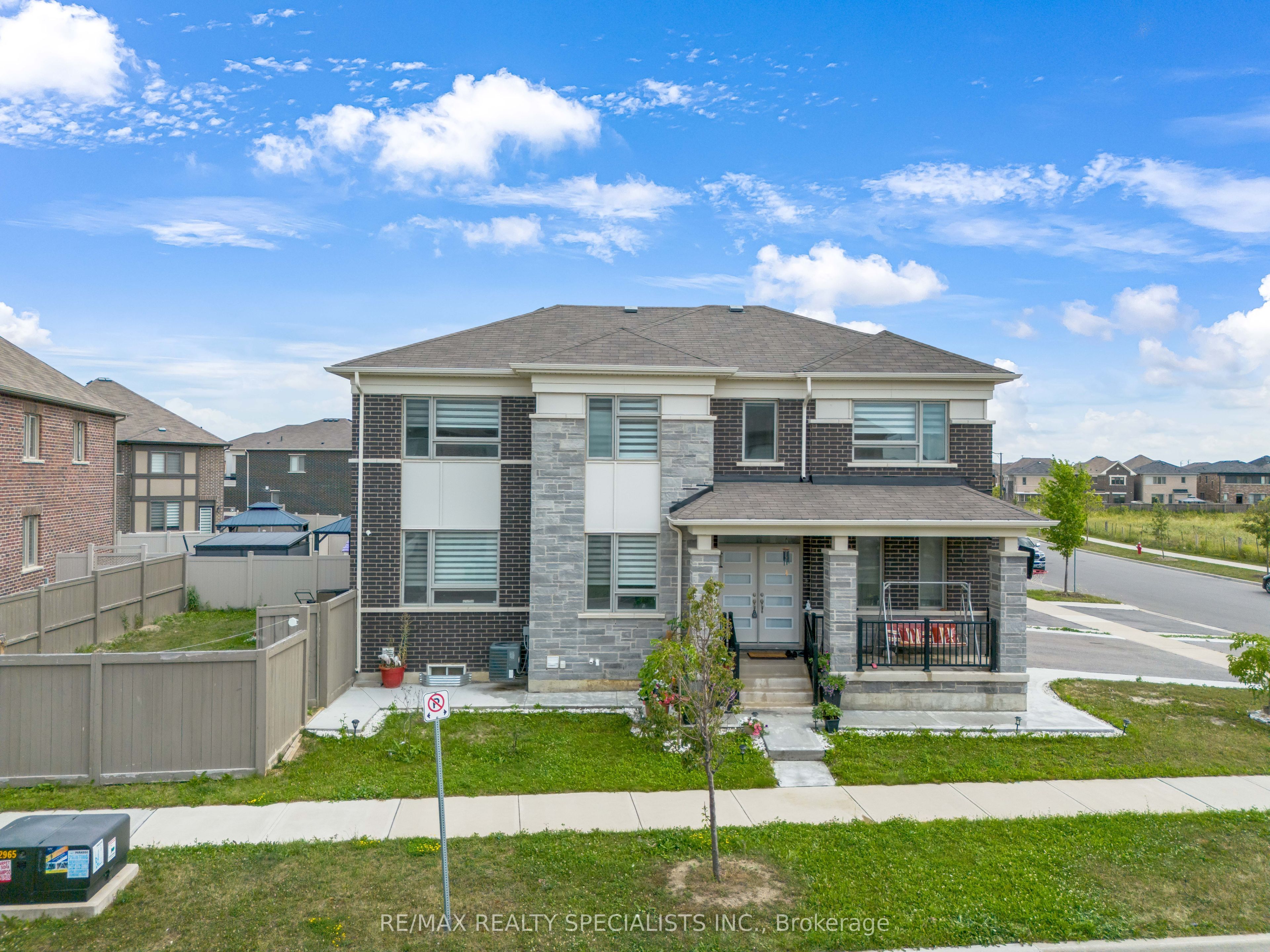 1 Boothill Drive
