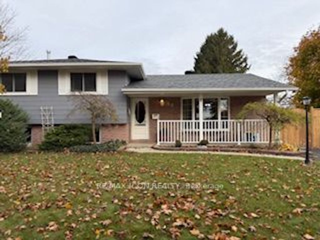 Photo of 55 Gracefield Crescent, Kitchener, ON N2E 1R8 (MLS # X12697904)