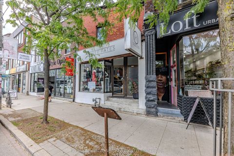1573 Dundas Street W 2nd floor Toronto ON M6K 1T9