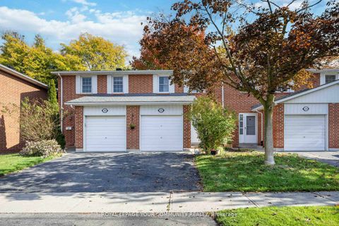 22 porterfield Crescent Markham ON L3T 4S7