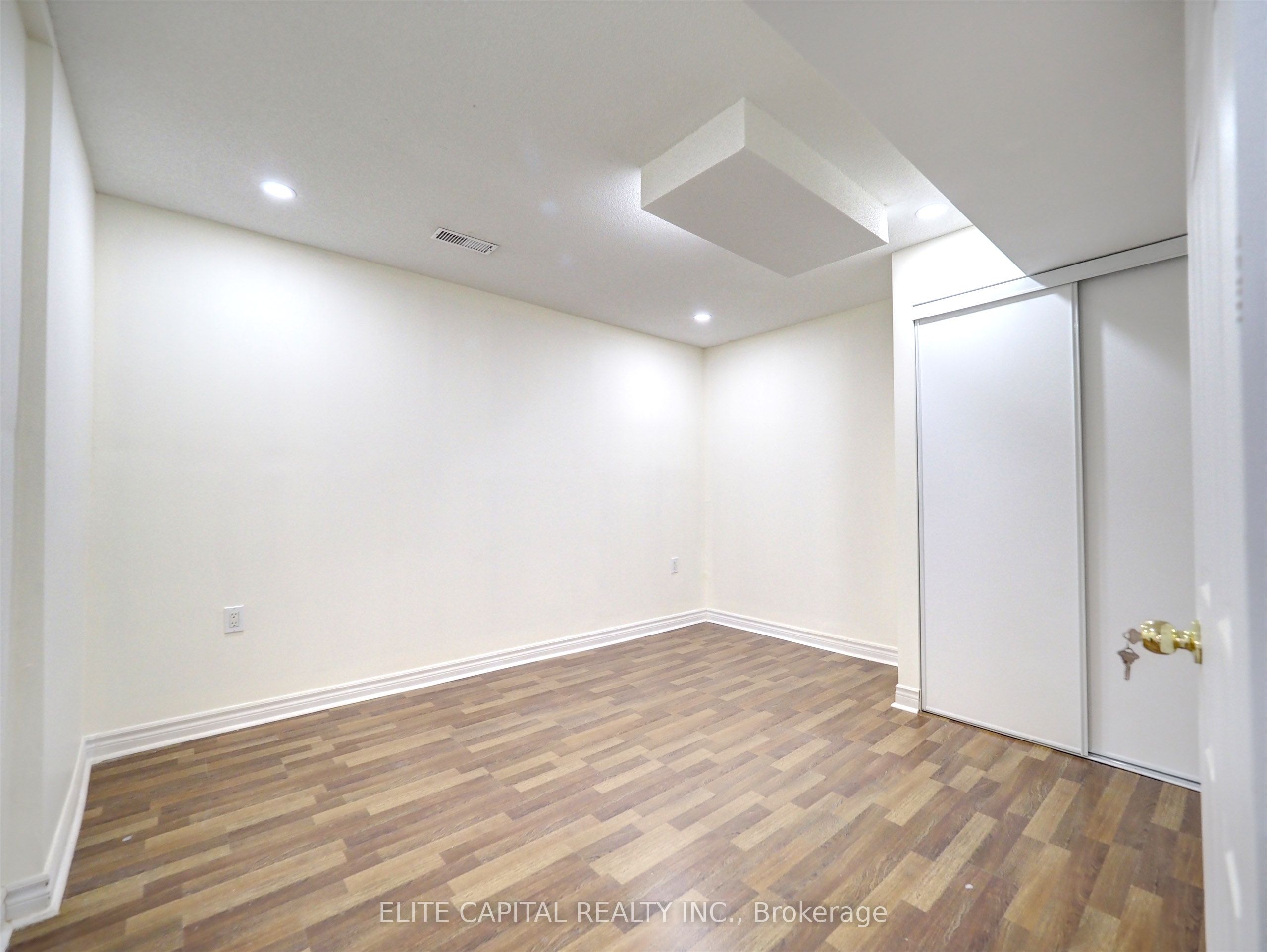 783 Bur Oak Avenue Bsmt