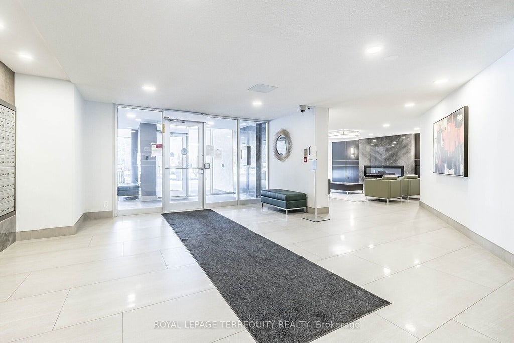 Photo of 820 Burnhamthorpe Road #1902, Toronto, ON M9C 4W2 (MLS # W13477822)