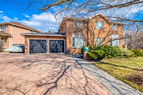 2916 Sycamore Street Oakville ON L6J 7H6