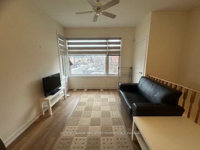 112 Old Oak Lane Coach