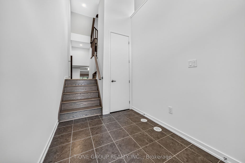Photo of 54 Pantheon Lane, Markham, ON L6E 0V3 (MLS # N14019252)