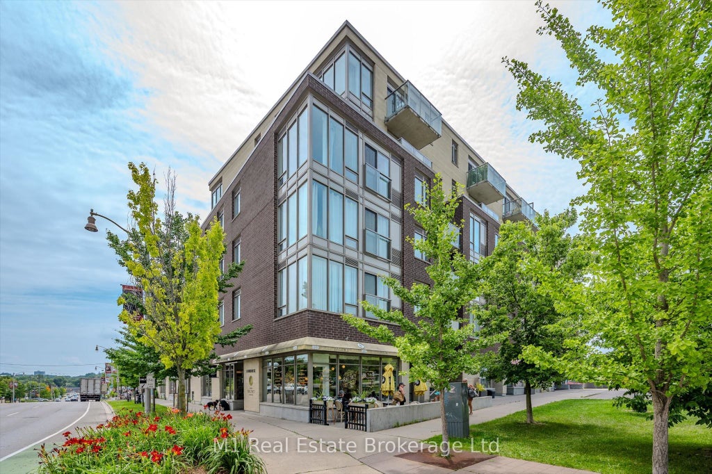 Photo of 5 Gordon Street #208, Guelph, ON N1H 4G8 (MLS # X13789616)