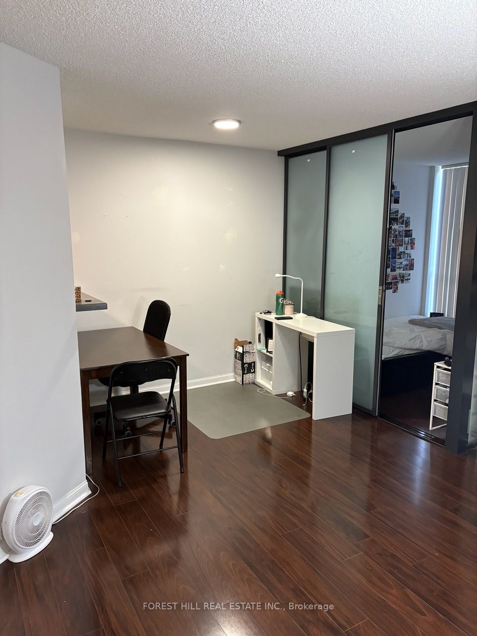 24 Wellesley Street W 909