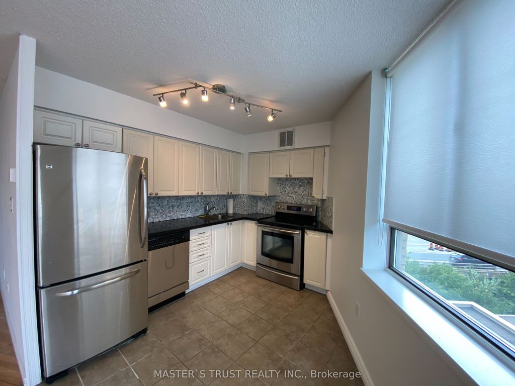 Photo of 270 Queens Quay W #706, Toronto, ON M5J 2N4 (MLS # C12425365)
