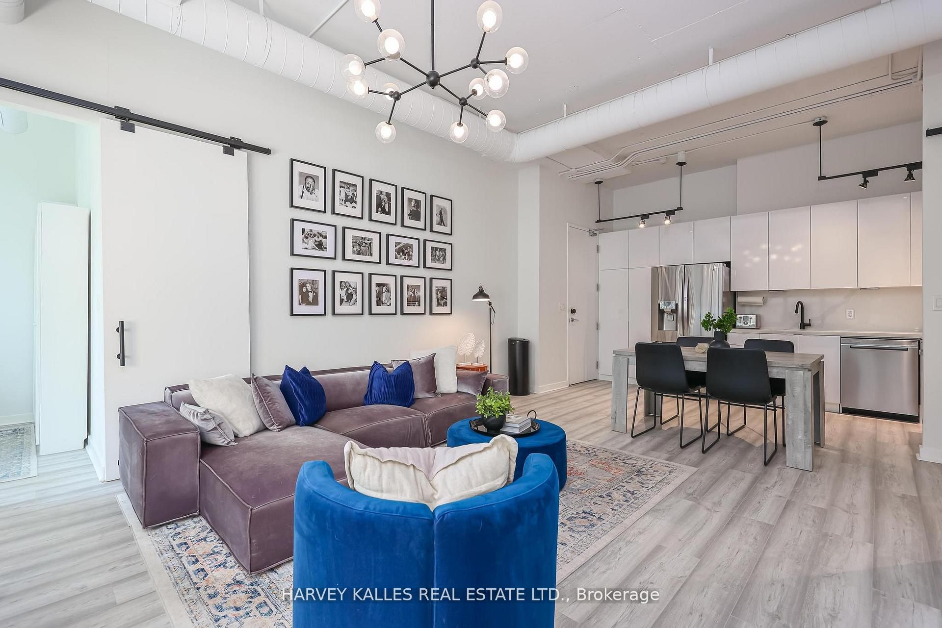 188 Eglinton Avenue E 412