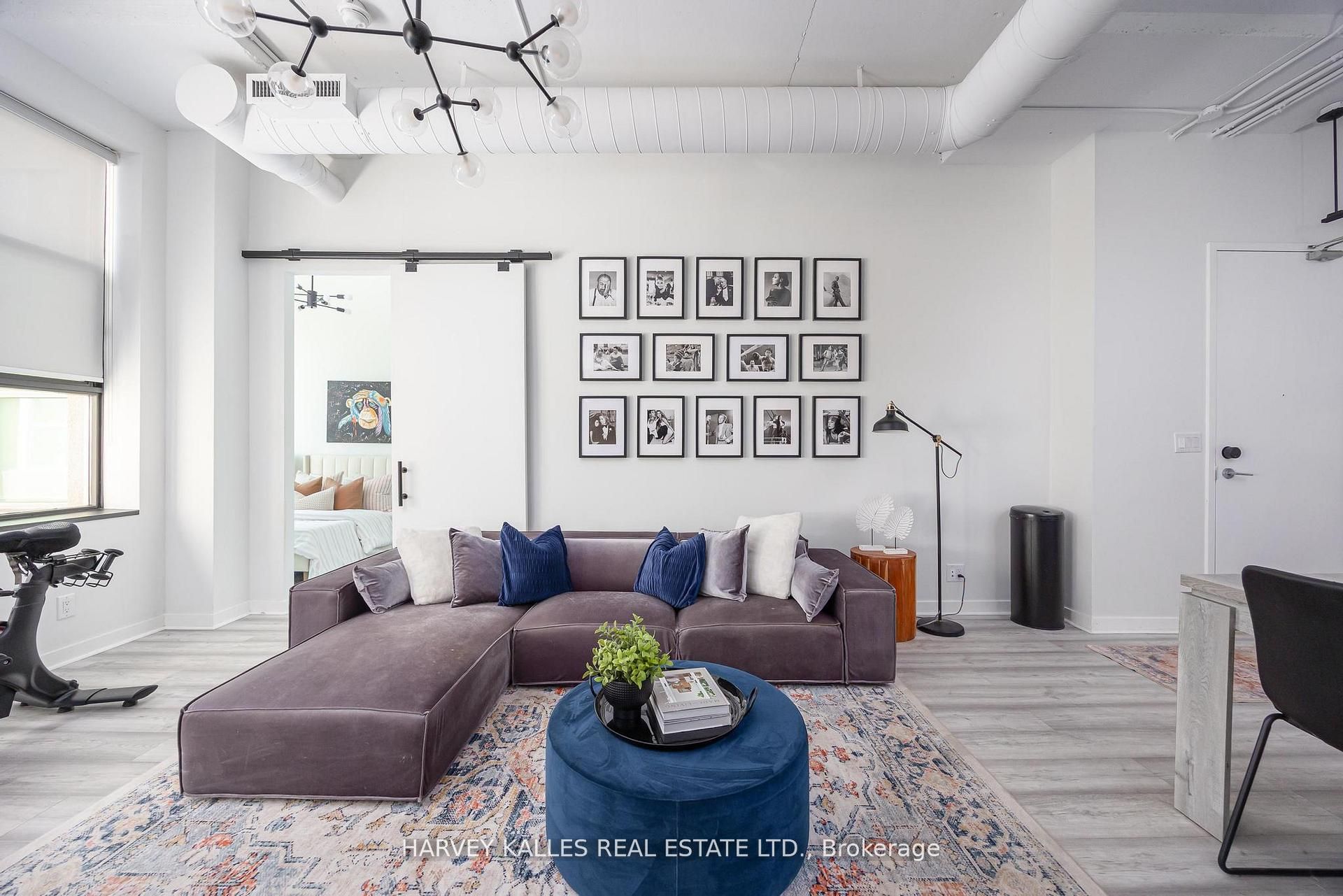 188 Eglinton Avenue E 412