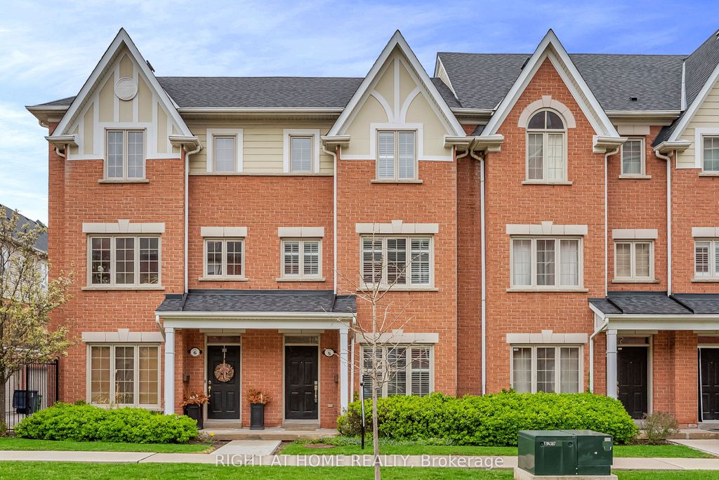 Photo of 141 Thirteenth Street #5, Toronto, ON M8V 4E4 (MLS # W13100328)
