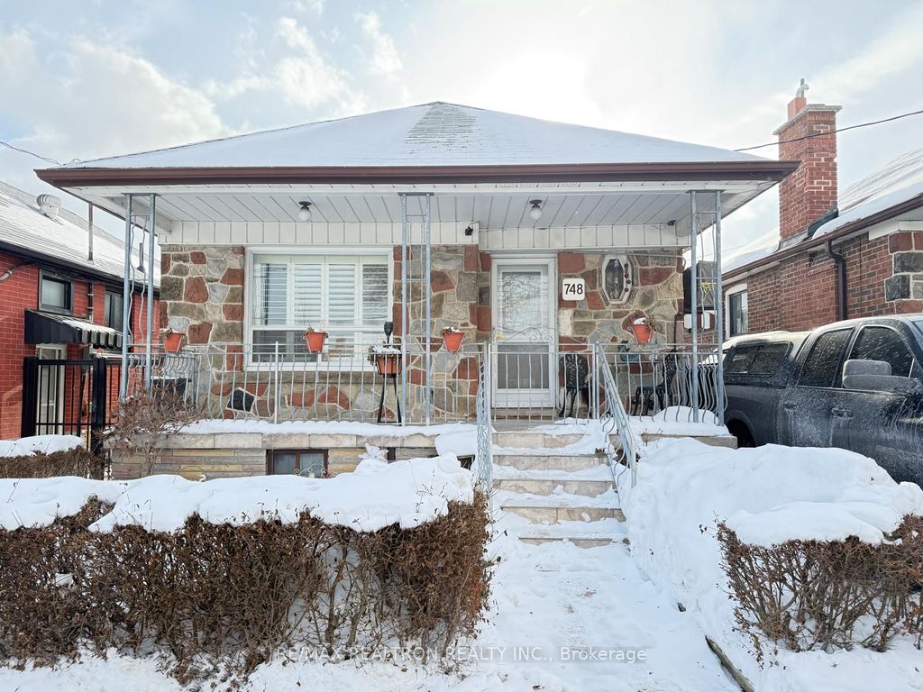 Photo of 748 Vaughan Road, Toronto, ON M6E 2Z2 (MLS # C12716620)