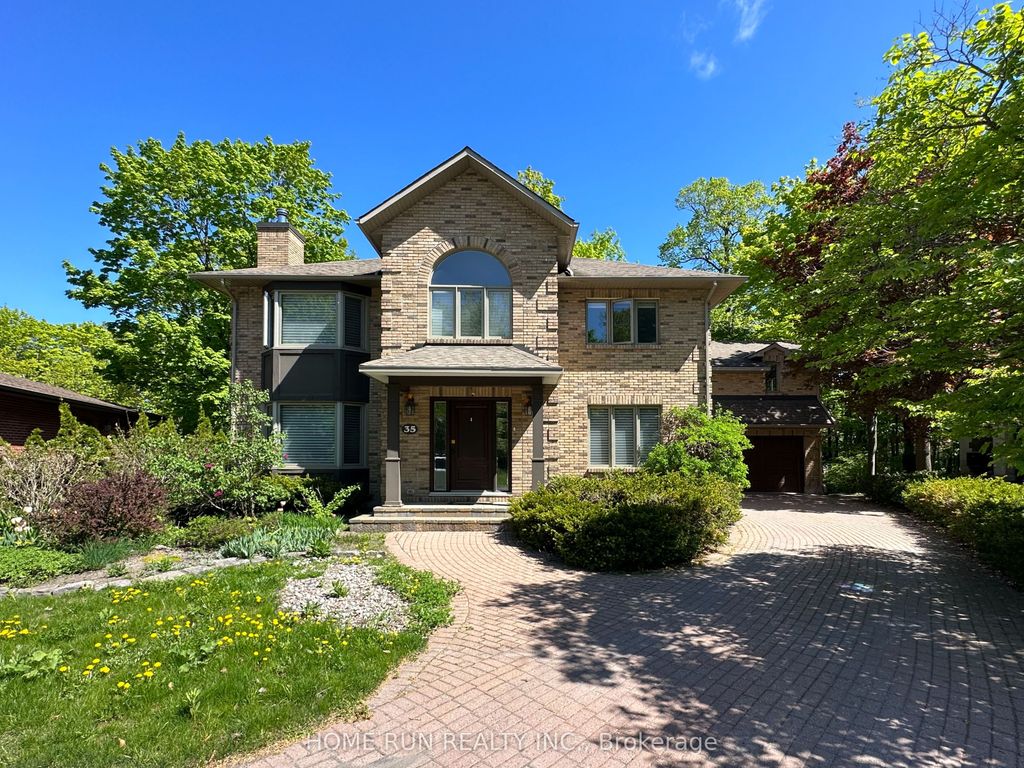 Photo of 35 BLUE HERON Court, Rockcliffe Park, ON K1L 8J7 (MLS # X12987760)