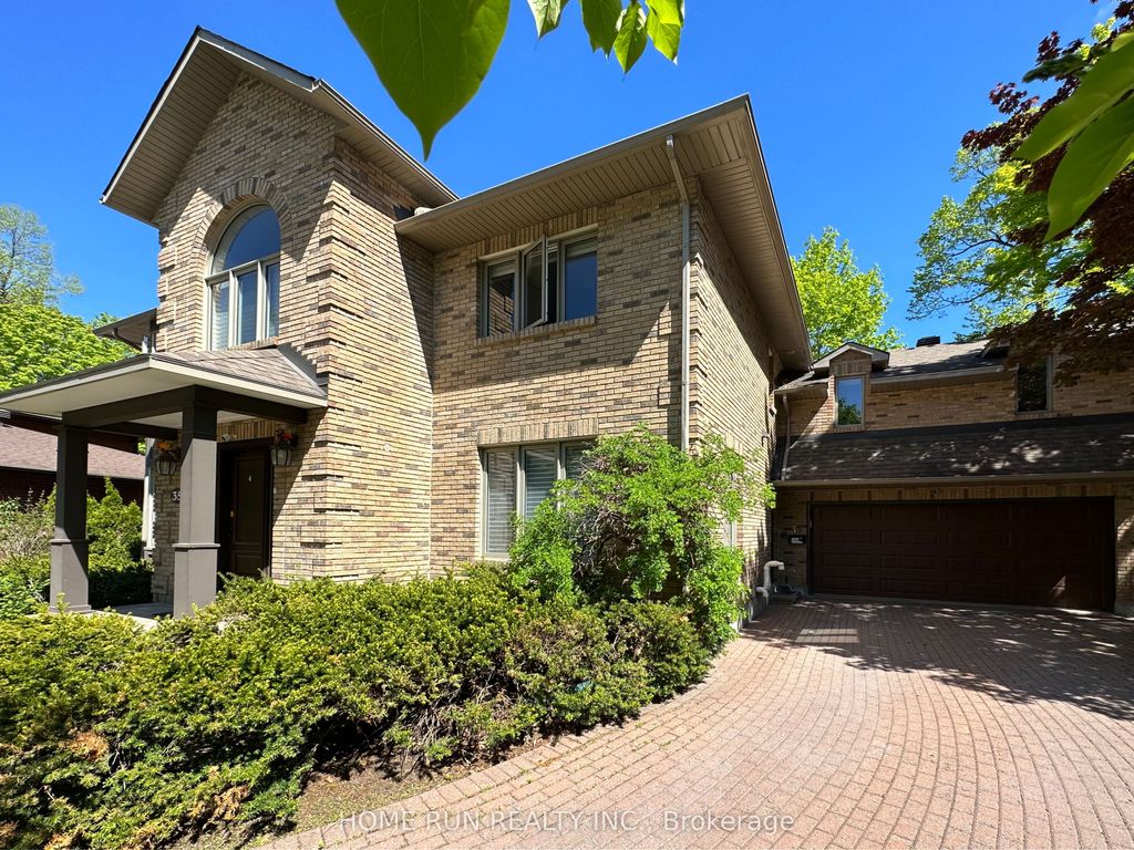 Photo of 35 BLUE HERON Court, Rockcliffe Park, ON K1L 8J7 (MLS # X12987760)