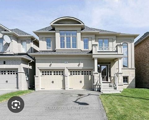 25 Junetown Circle Brampton ON L6X 0X7
