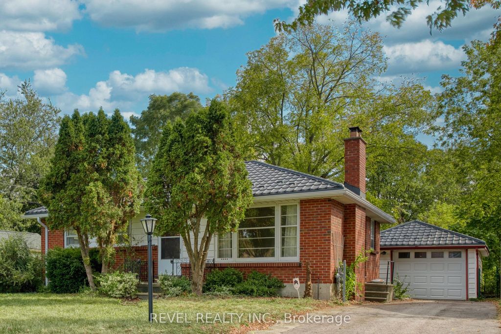 Photo of 143 Oakside Street, London East, ON N5Y 1E8 (MLS # X12954530)