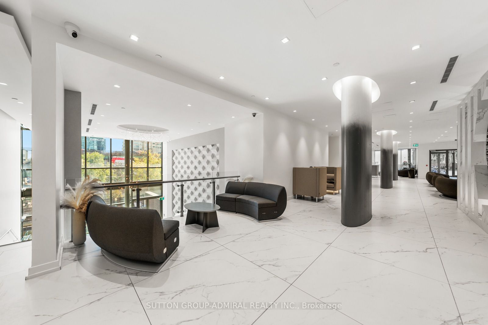 11 Brunel Court 3711