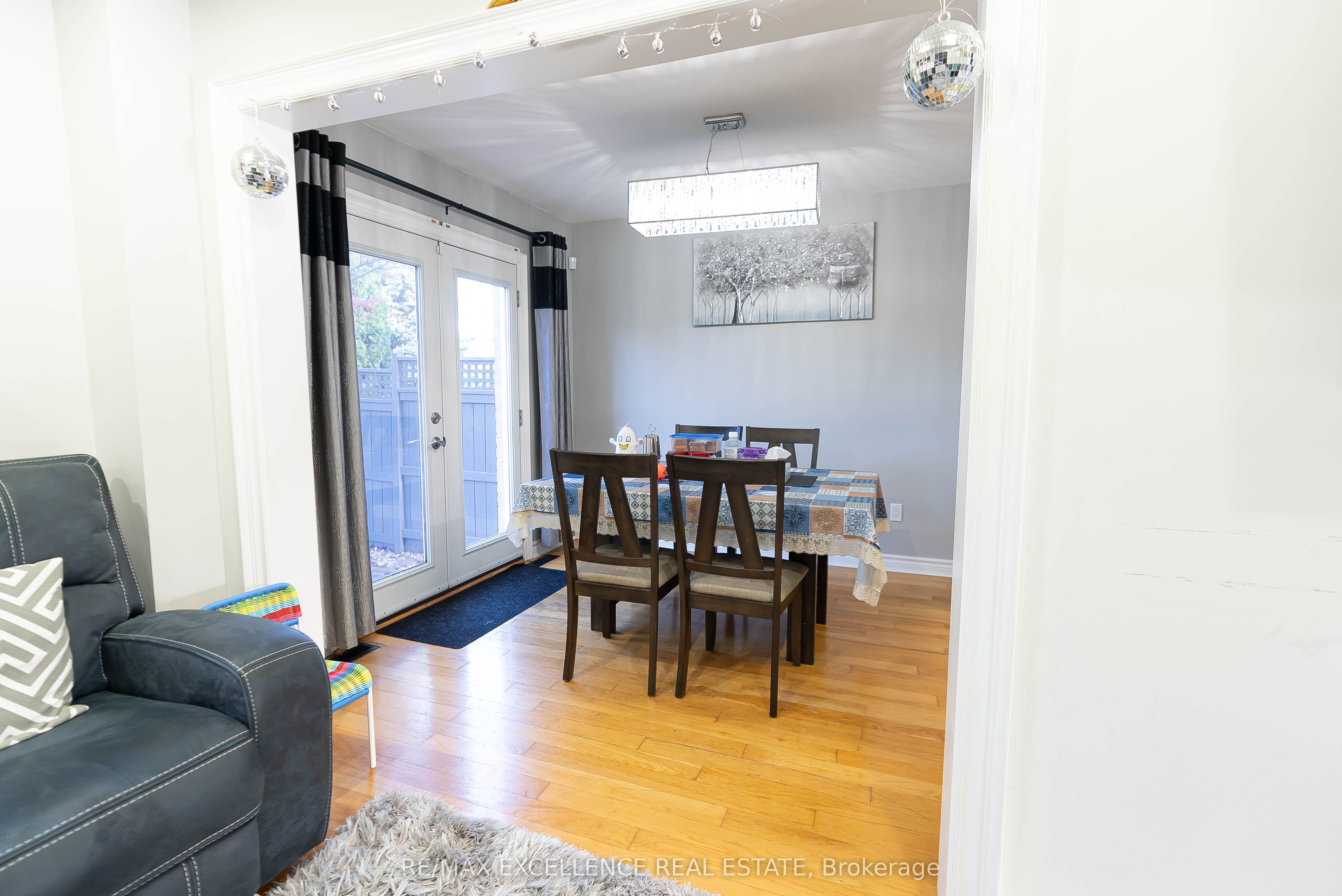 2761 Huntingdon Trail