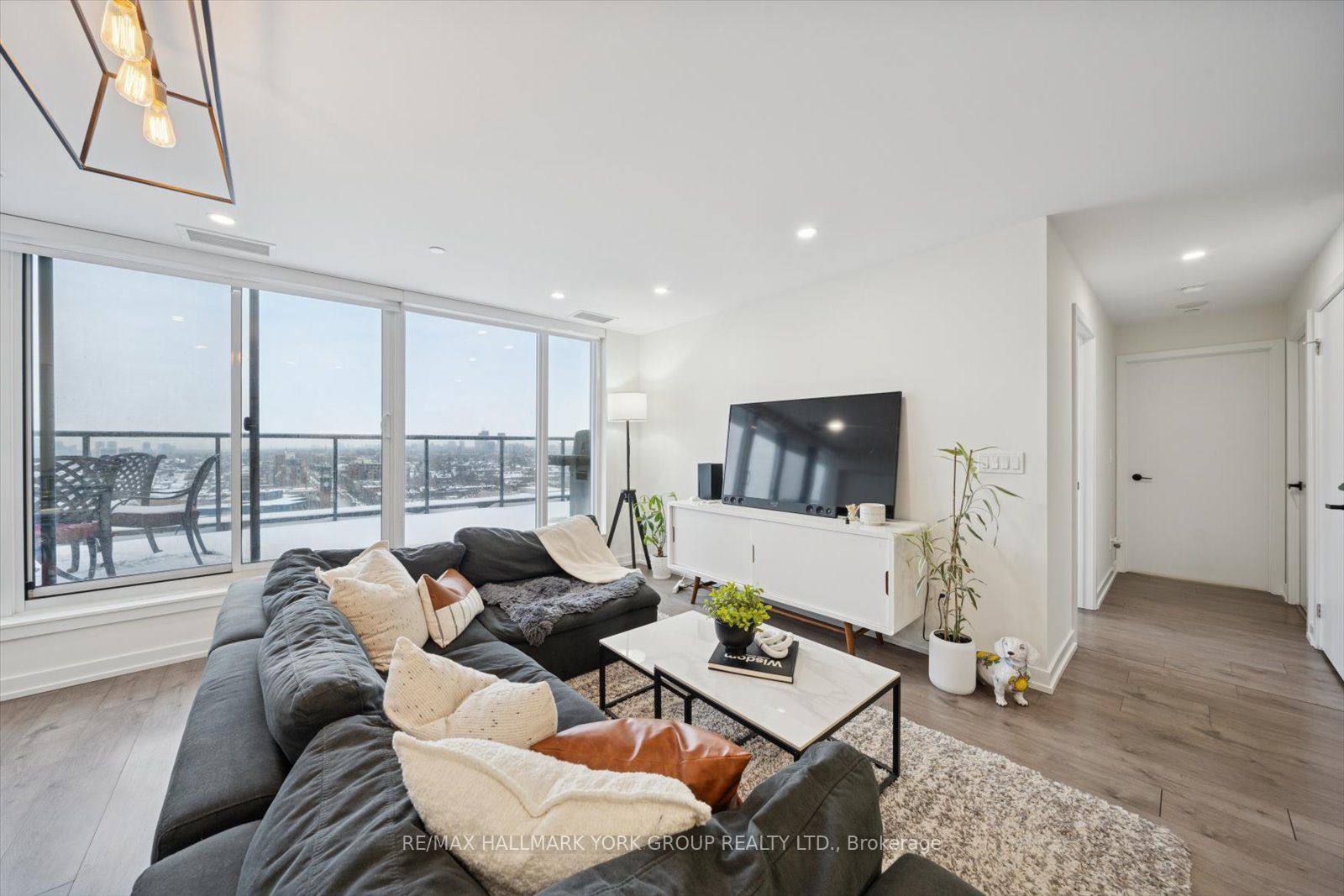 297 College Street 1607