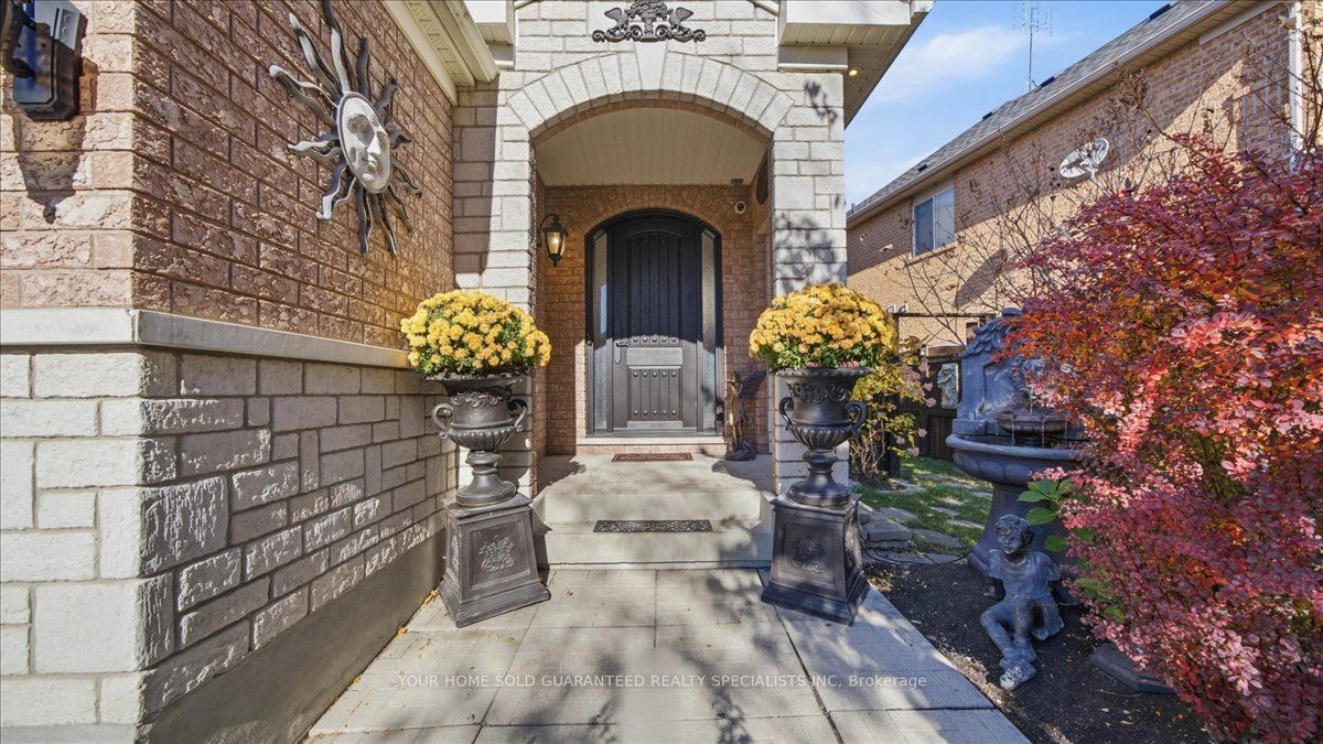 166 Worthington Avenue