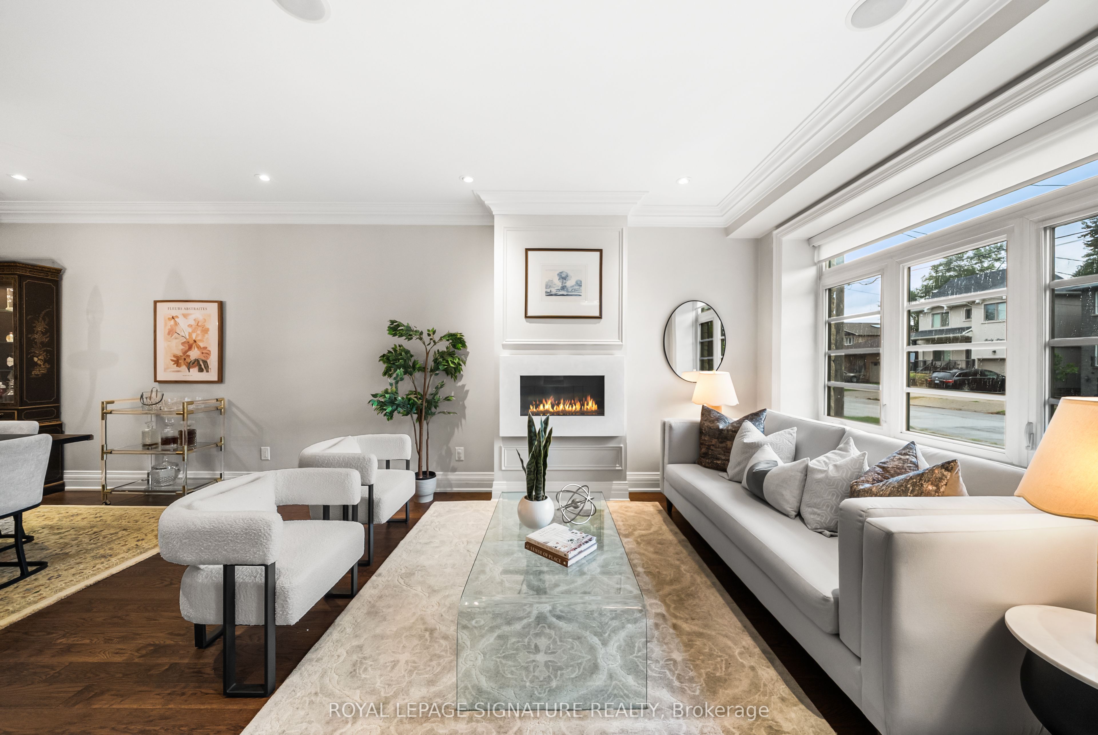 39 Regina Avenue