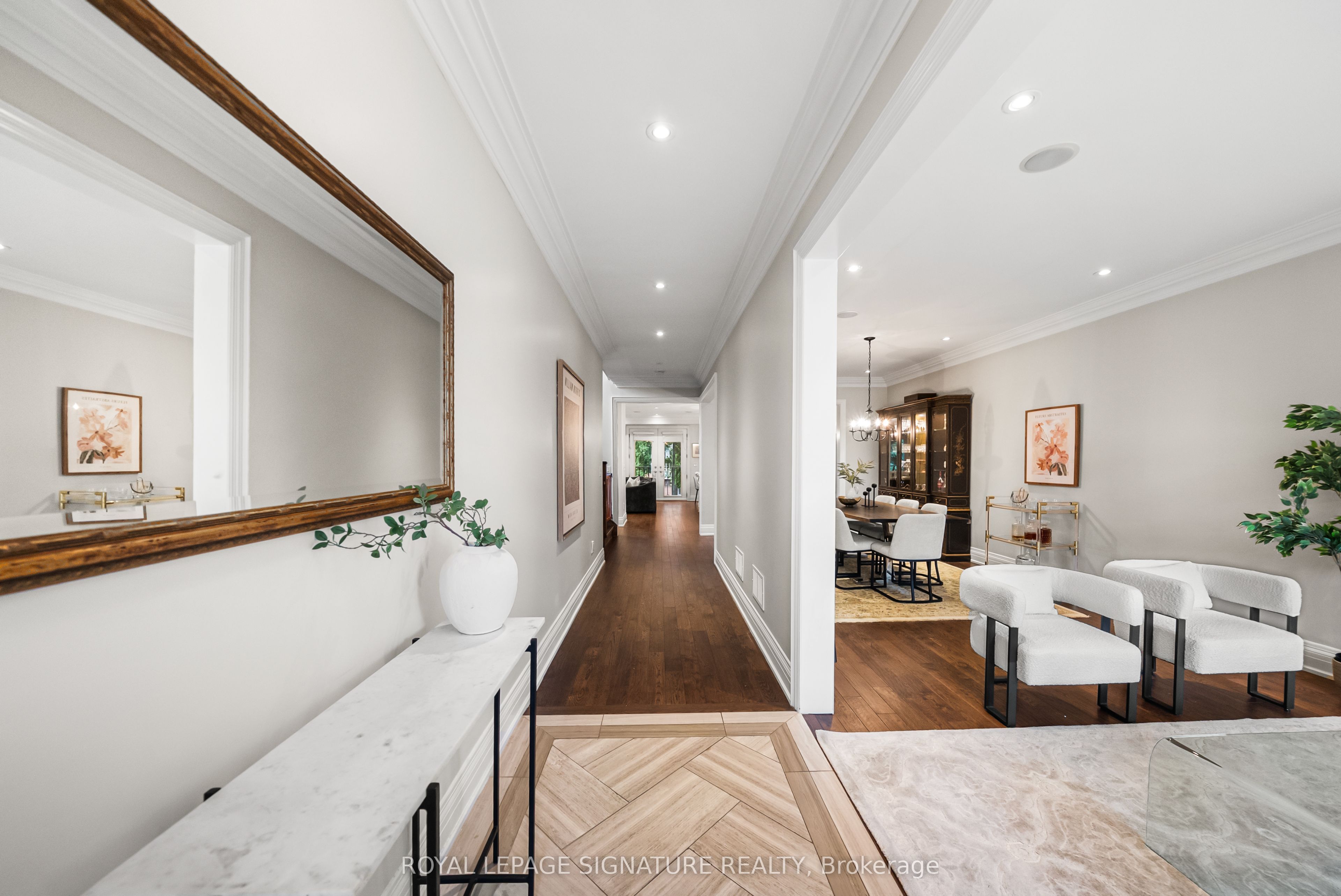 39 Regina Avenue