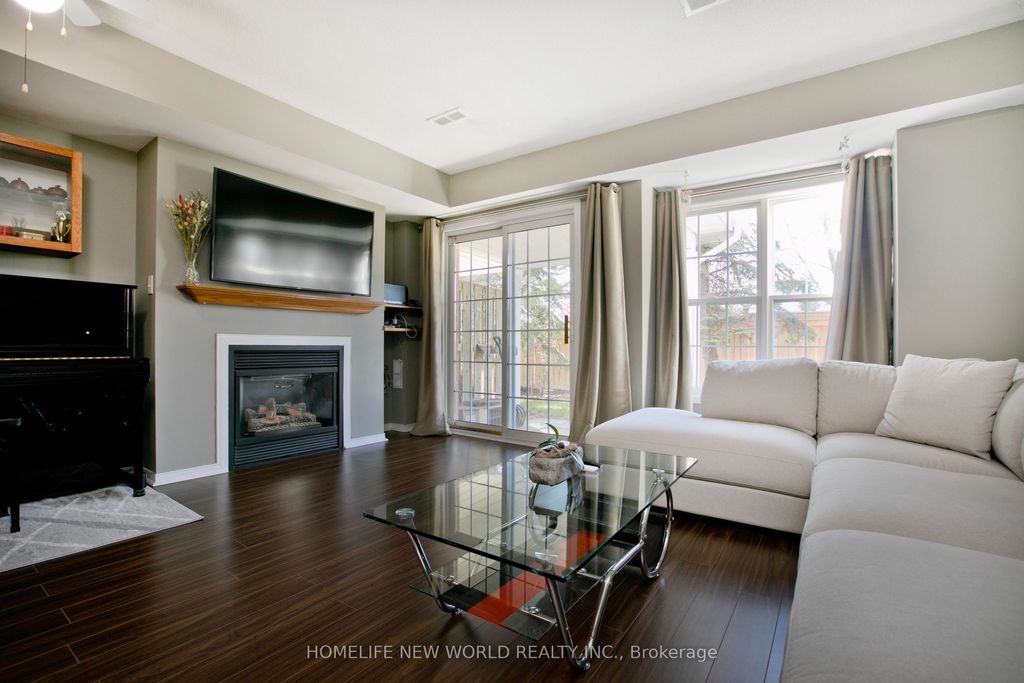 Photo of 694 Limpert Terrace, Newmarket, ON L3Y 8R2 (MLS # N13061080)
