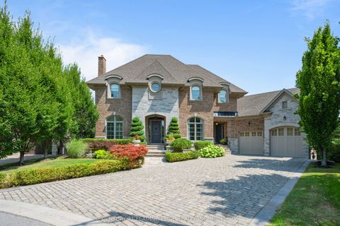 9 Ernie Amsler Court Markham ON L6C 0K1