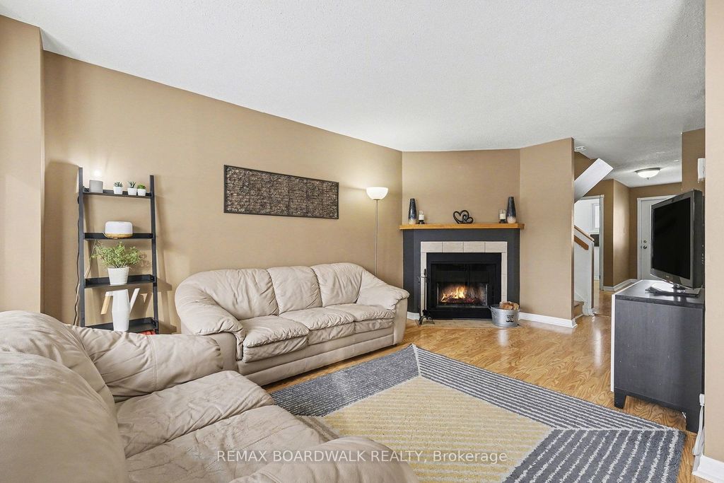 Photo of 448 Valade Crescent, Orleans - Cumberland and Area, ON K4A 2W4 (MLS # X12737818)