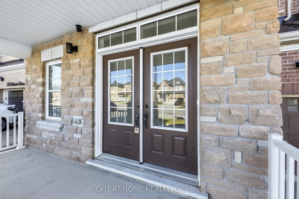 Photo of 592 Mactier Drive, Vaughan, ON L4H 4L5 (MLS # N14123134)